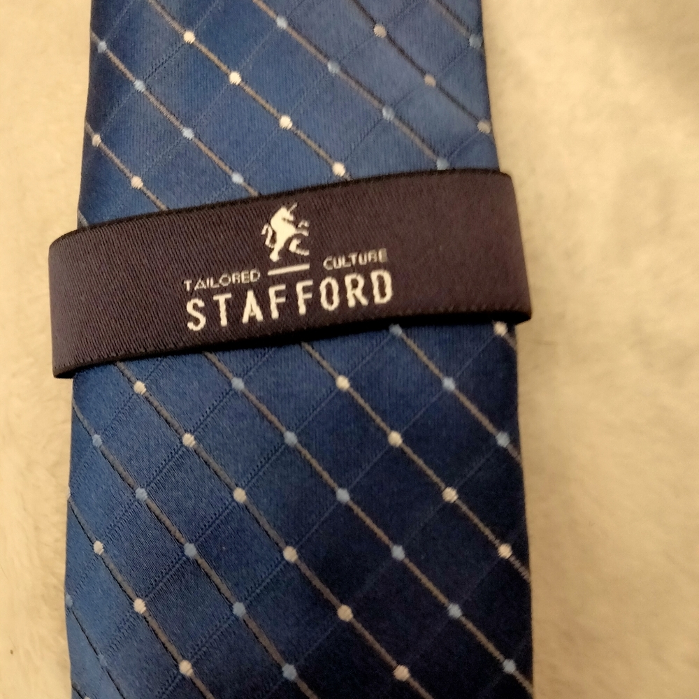Stafford silk tie 3 1/2 inch wide - Picture 2 of 4